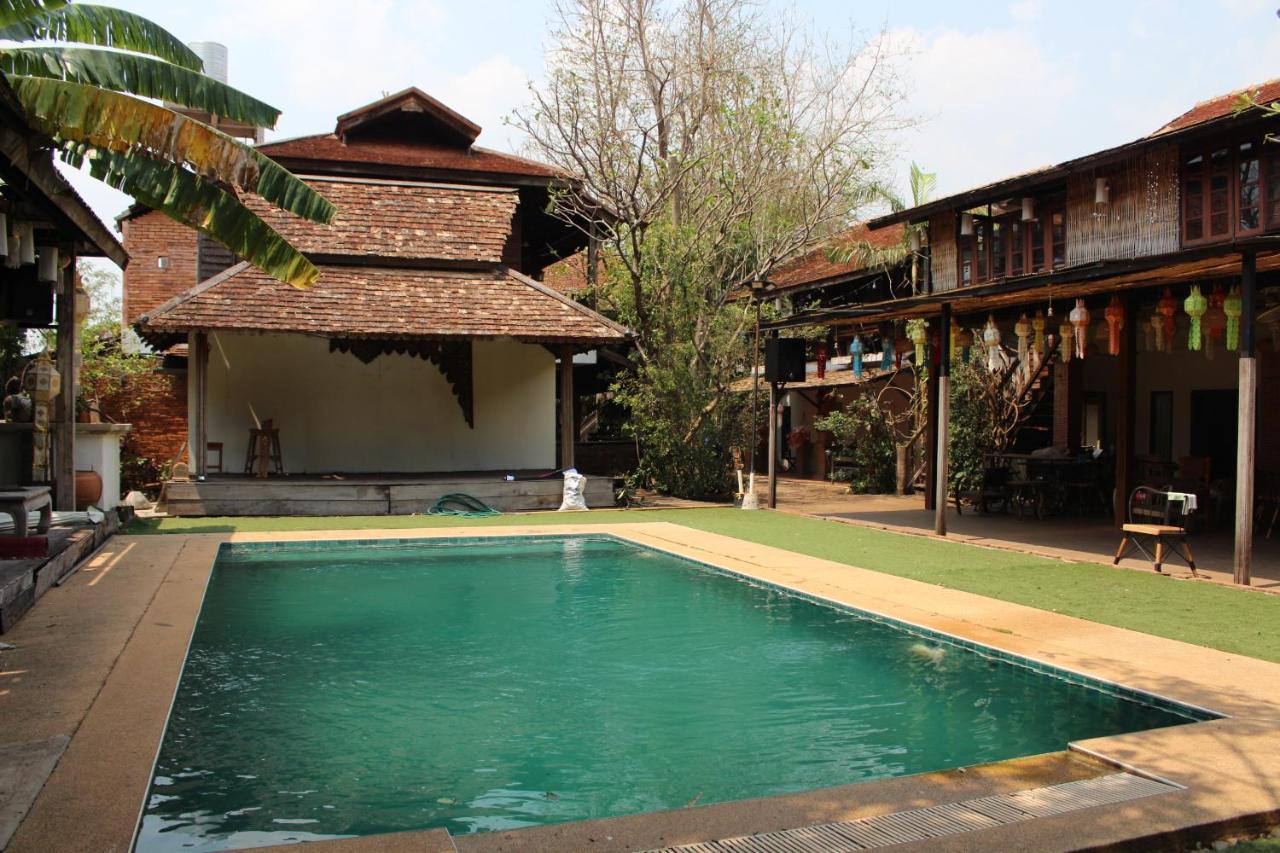 Capital O 75421 Baan Singkham Boutique Resort Chiang Mai Esterno foto